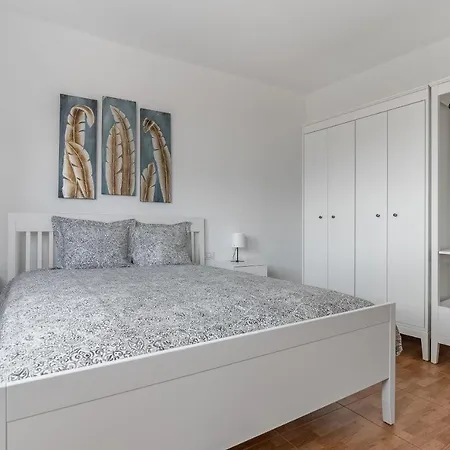 Apartment Home2book Charming Attic Center, Terrace *