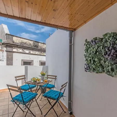 Apartment Home2book Charming Attic Center, Terrace Arucas