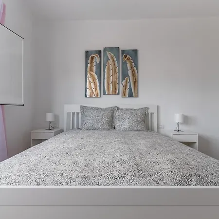 Home2book Charming Attic Center, Terrace