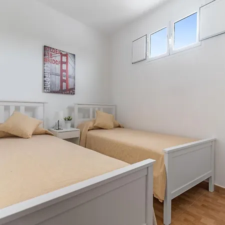 Home2book Charming Attic Center, Terrace Apartman