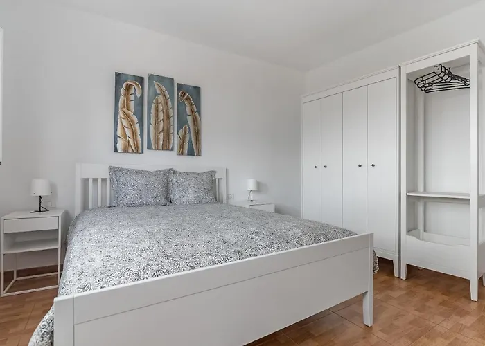 아파트 Home2book Charming Attic Center, Terrace *